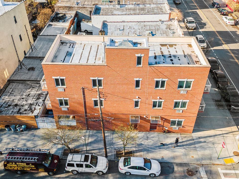 1st image of 30-35 14th St