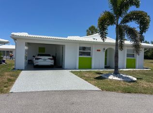 371 Circlewood Dr, Venice, FL 34293