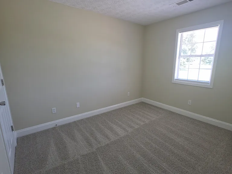 155 Westchester Cir #1 — Photo 8
