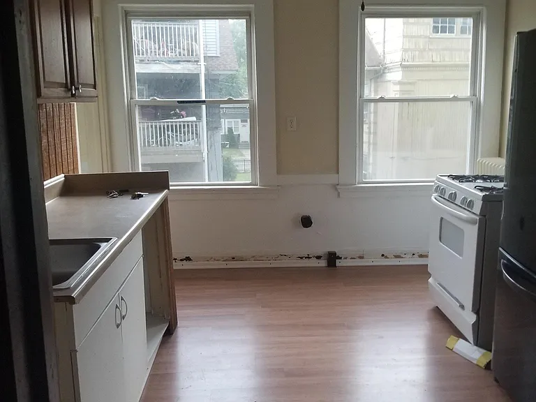86 Warrenton Ave — Photo 12