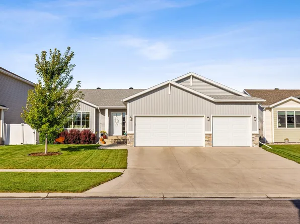 6265 18th St S, Fargo, ND 58104