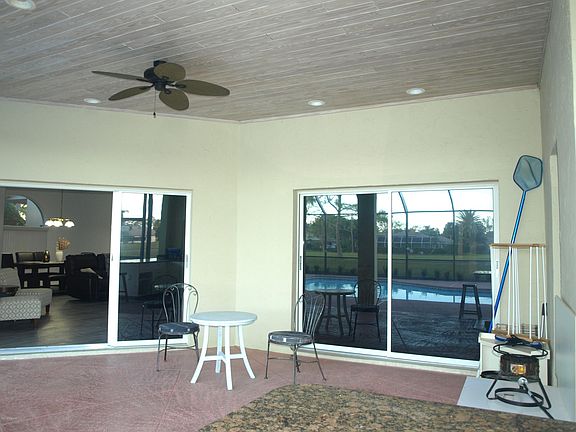 4th image of 1959 Country Club Dr