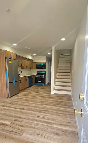 42 Warner St Photo 1