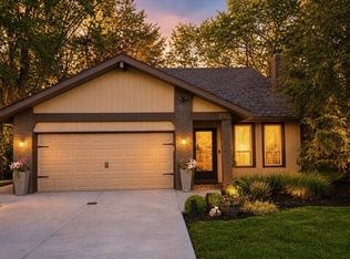 17101 Rabbit Run Dr, Strongsville, OH 44136