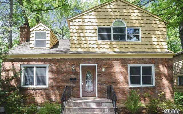 2nd image of 24 Burbury Ln