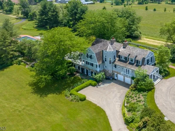 25 Colt Ln, Bedminster Twp., NJ 07921