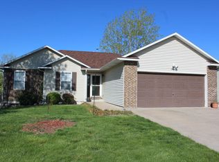 3801 S Blue Cedar Ln, Columbia, MO 65203