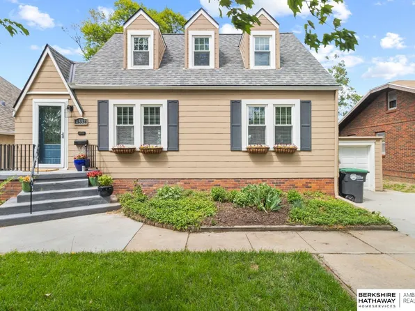 4532 Mason St, Omaha, NE 68106
