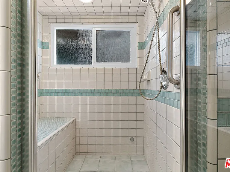 6742 Sunny Brae Ave — Photo 39