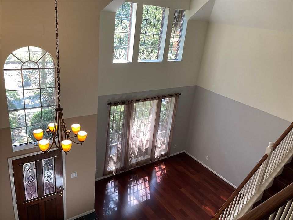 1st image of 4422 Lakeside Meadow Dr