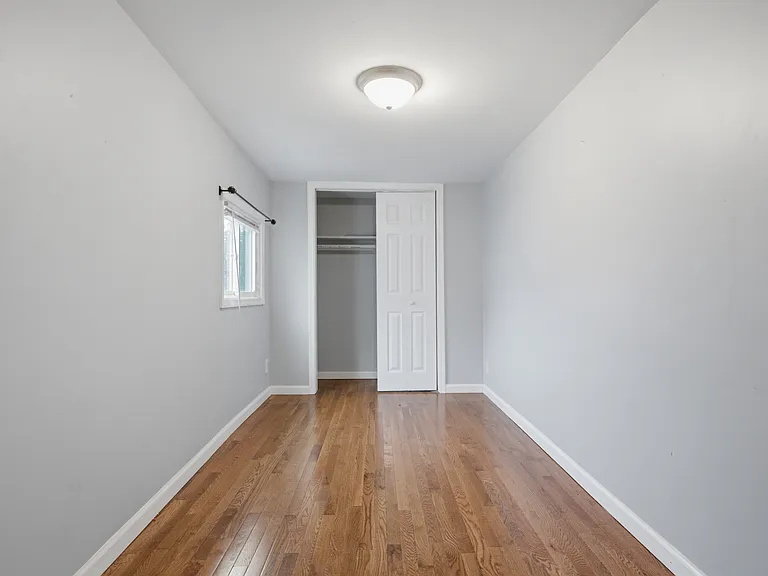 71 E 22nd St #2 — Photo 16