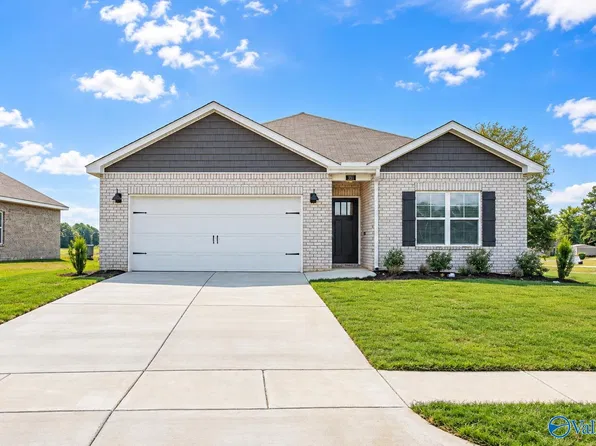 321 Murphy Ln, Madison, AL 35756