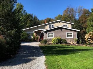 17210 Auburn Rd, Chagrin Falls, OH 44023
