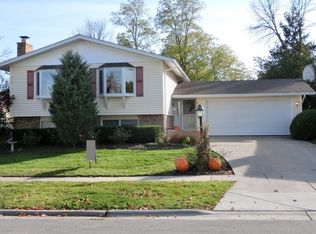 6341 El Morro Ln, Oak Forest, IL 60452