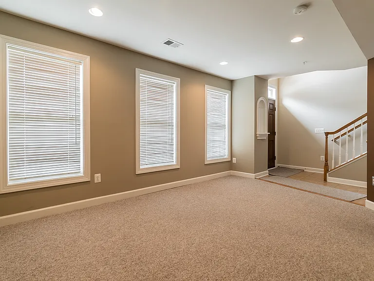 7979 Vigne Ct — Photo 37