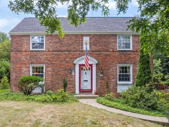4603 Rolling Hills Rd, Pittsburgh, PA 15236