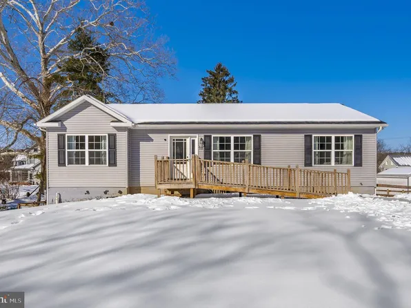 18 Mount Vernon Dr, Keedysville, MD 21756