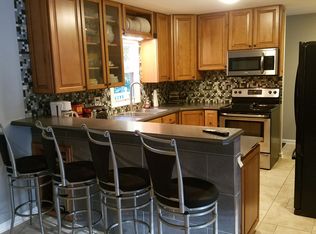 1224 N Bittersweet Ln, Muncie, IN 47304