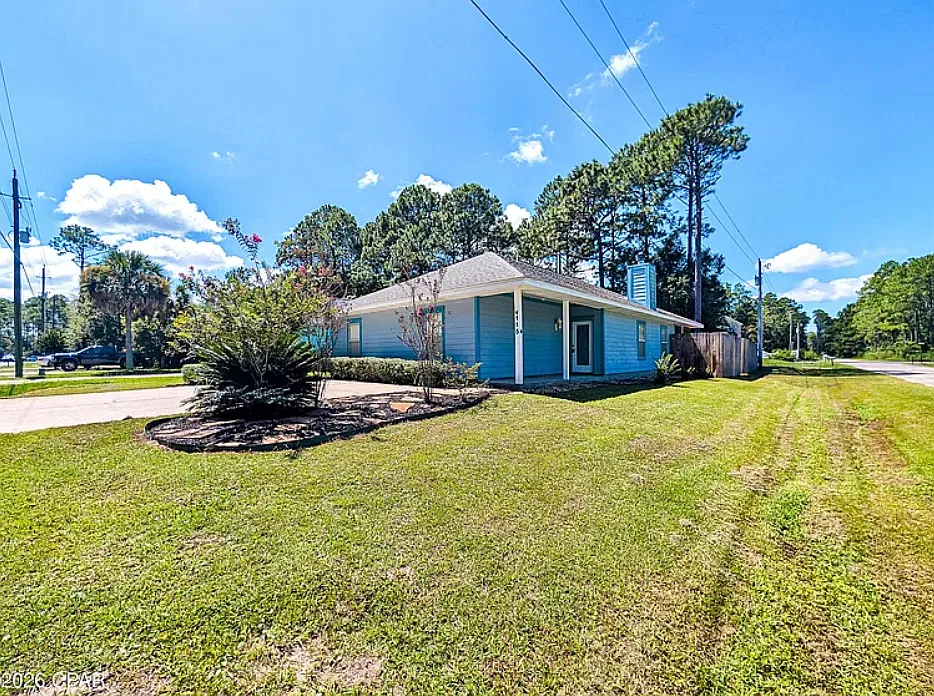 3 bed, 1610 sqft, $3,000 — Photo 2