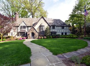 38 Sherwood Rd, Short Hills, NJ 07078