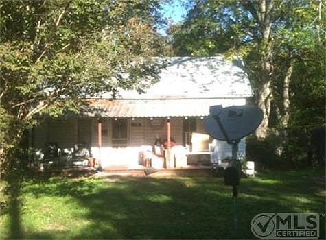 1st image of 585 W Minnie St