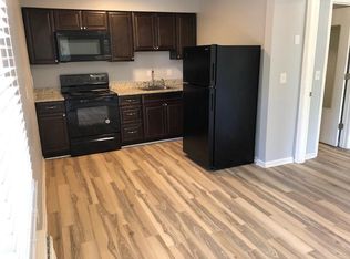 1102 N 4th St #1, Lansing, KS 66043