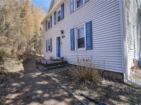 7102 Cherry Valley Rd, Stroudsburg, PA 18360