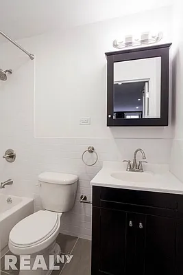 Rented by REAL New York | media 6