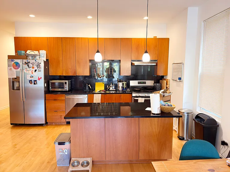 1409 N Wicker Park Ave #1F — Photo 6