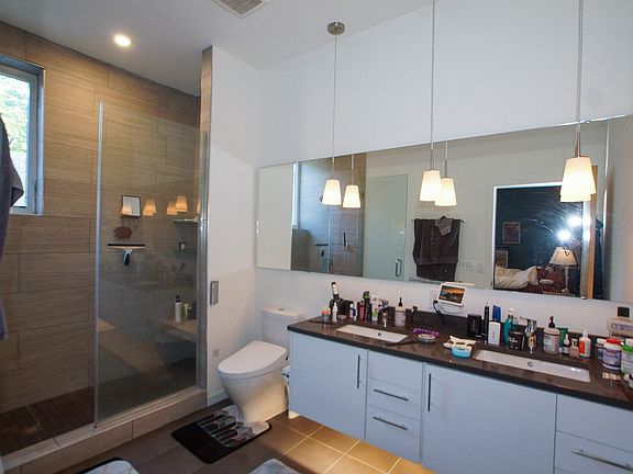 2nd image of 515 N Mangum St #1-16