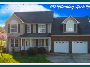 102 Climbing Arch Ct, Lillington, NC 27546
