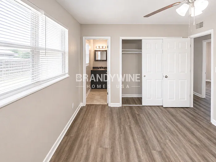 8067 Santillo Dr — Photo 12