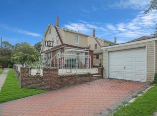 17204 84th Ave, Jamaica, NY 11432