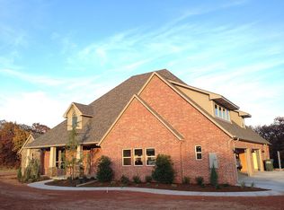 6664 Stone Hill Dr, Edmond, OK 73034