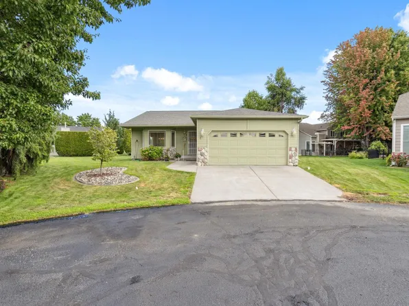6 Dahlia Ct, Pasco, WA 99301
