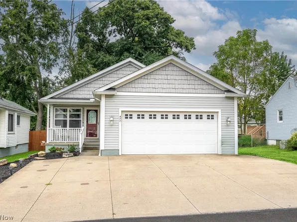 477 Franklin Ave, Barberton, OH 44203