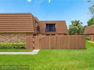 2579 Garden Ct #0, Hollywood, FL 33026