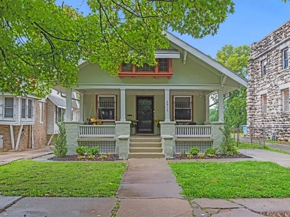2915 Tracy Ave, Kansas City, MO 64109