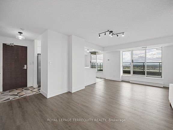 4th image of 335 Rathburn Rd W #2212