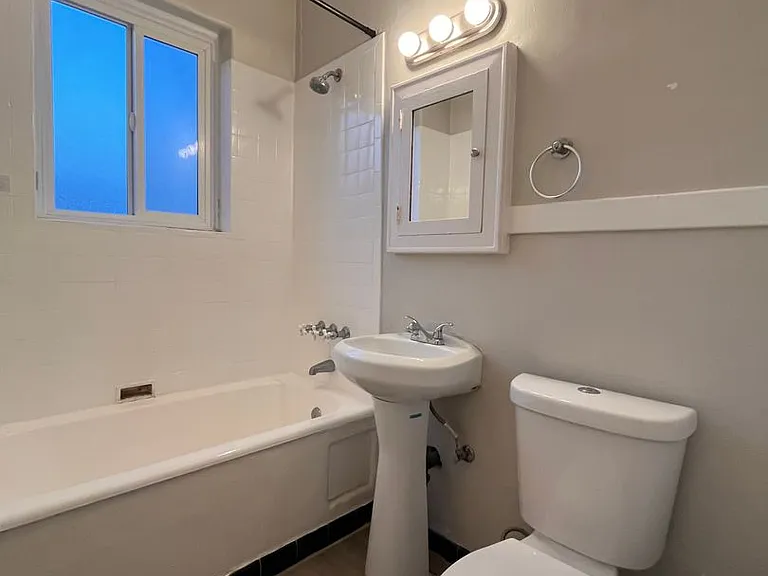 0080 - 328 Elm Ave. Llc. — Photo 14