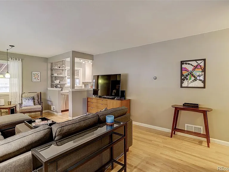 735 Ironton St — Photo 5