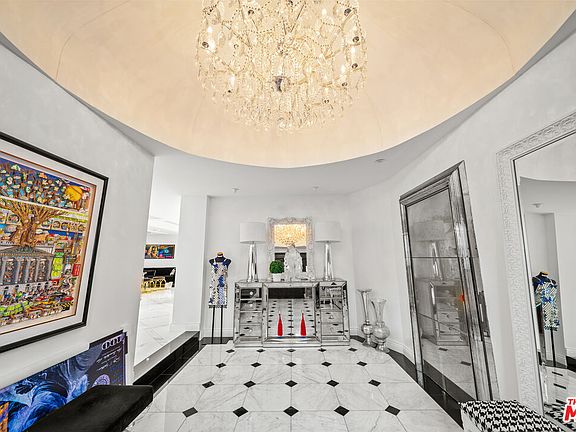 2nd image of 1455 Rising Glen Rd