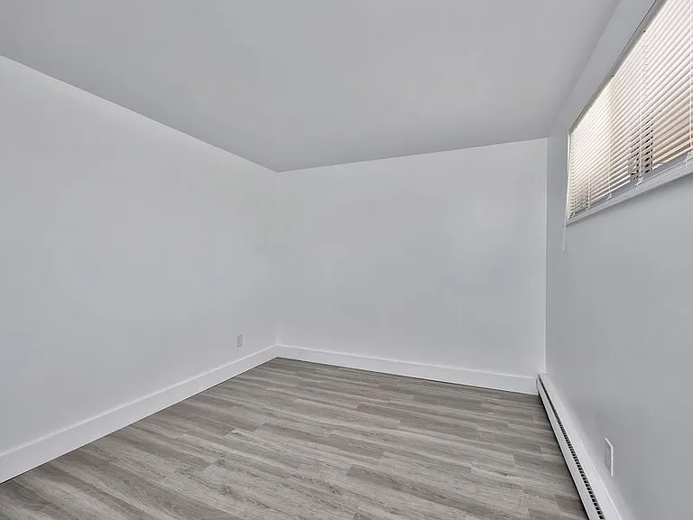 6314 Holbrook Dr — Photo 15