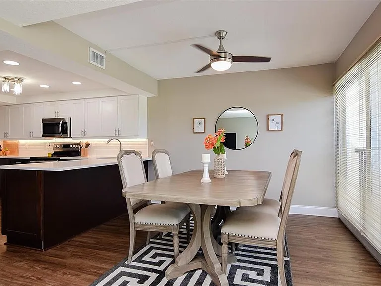225 Country Club Dr #1404 — Photo 9