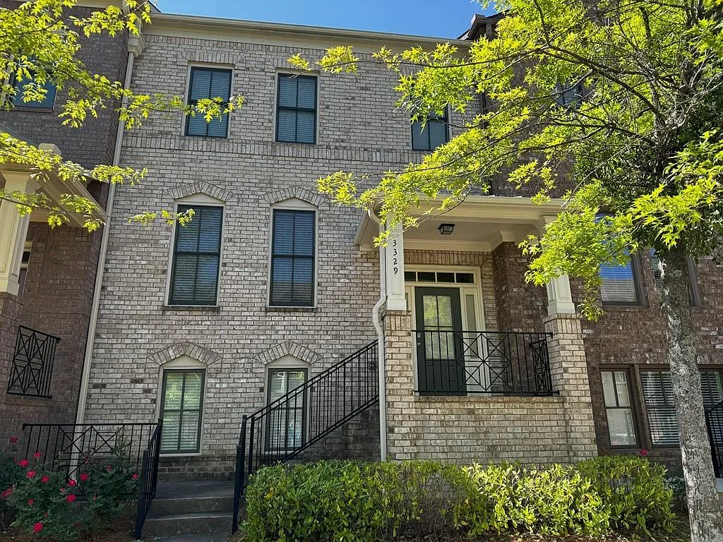 4 bed, 3.5 bath, 1748 sqft, $2,850 — Photo 1