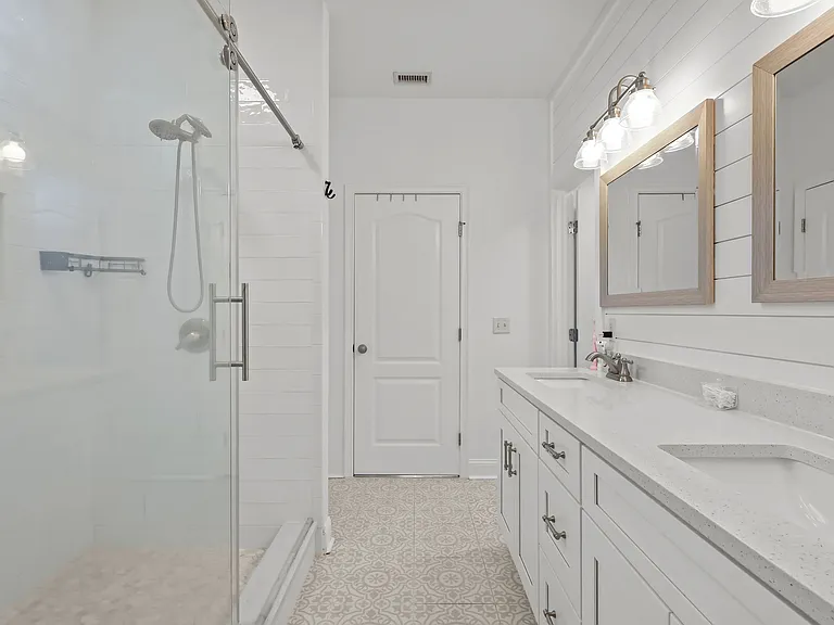 174 Hardwood Forest Dr — Photo 11