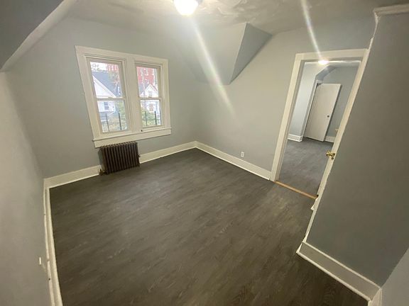 2nd image of 211 S 2nd Ave APT 3