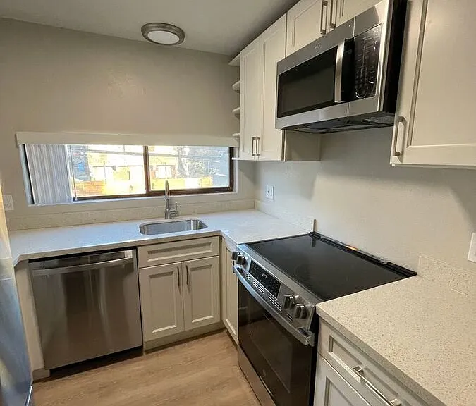 2330 Warring St #131 — Photo 2