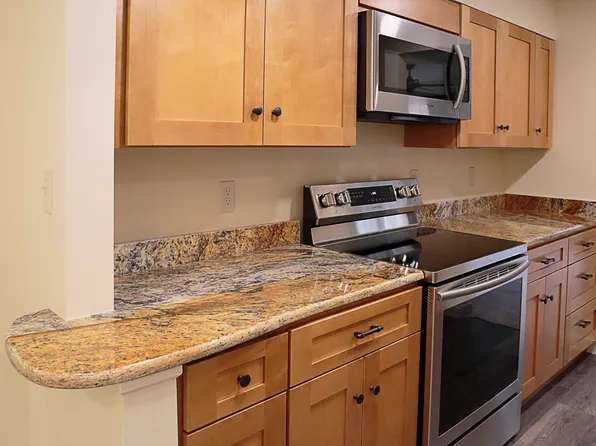 6517 China Grove Ct, Alexandria, VA 22310