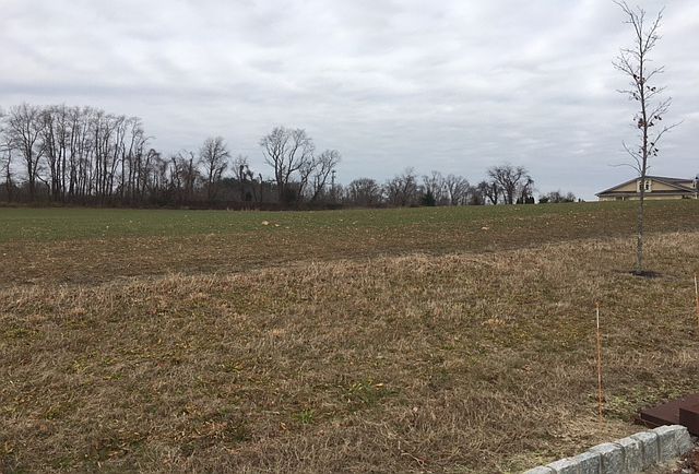 1st image of 6 Burton Ln